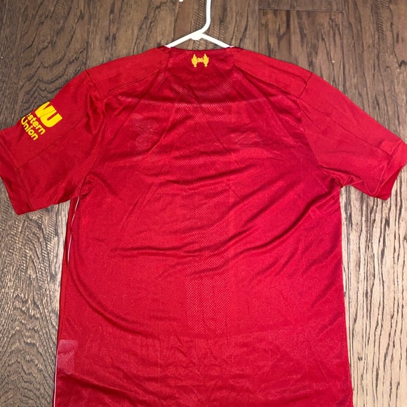 Liverpool Jersey Home Kit 2019/2020 - Picture 8 of 9